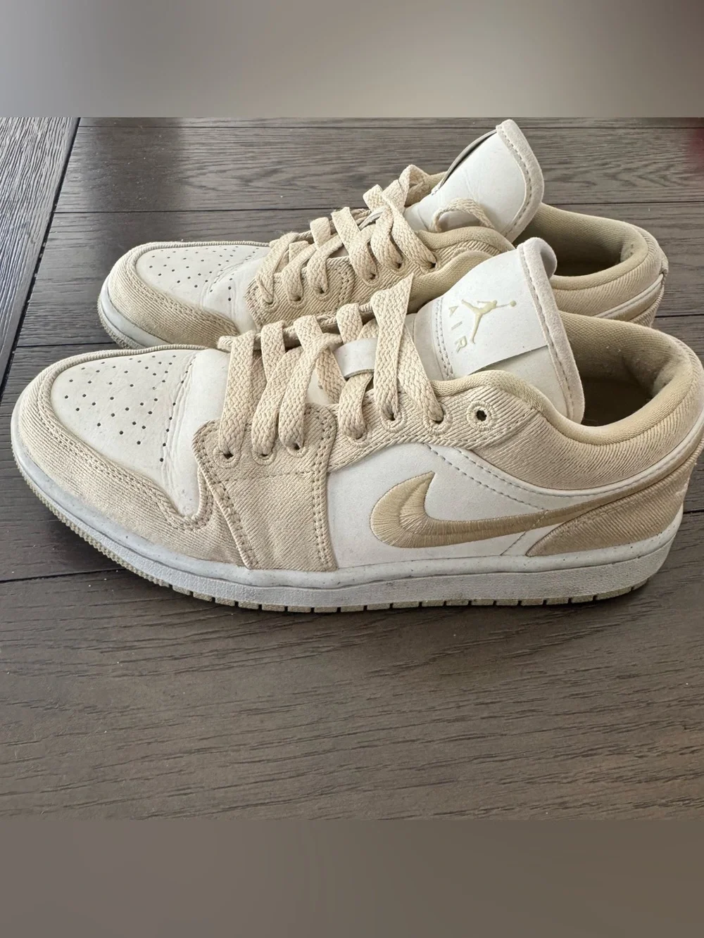 Nike Air Jordan 1 Low SE Canvas Team Gold Sail Size 7 Women